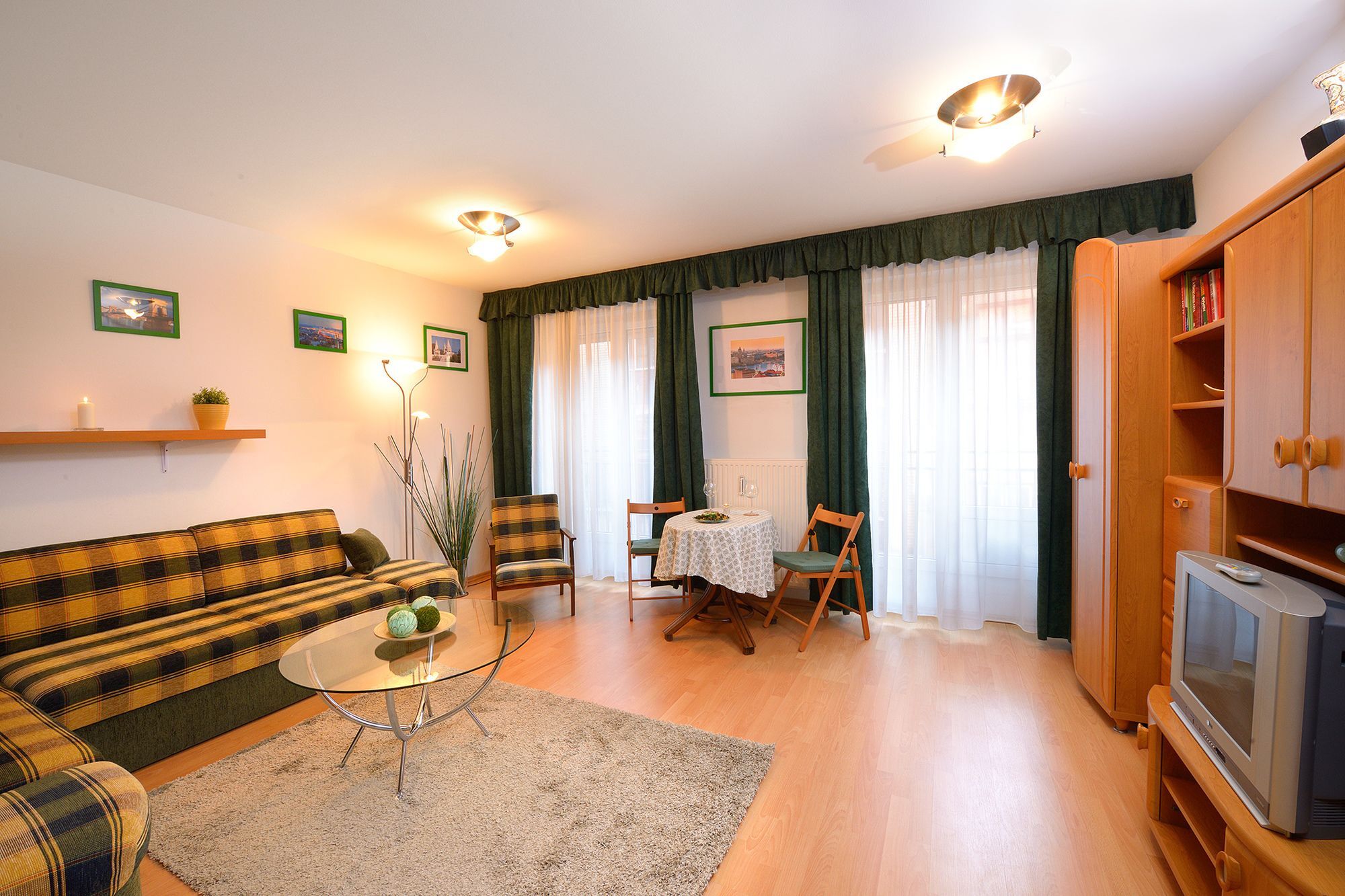 Budapest City Apartments ภายนอก รูปภาพ